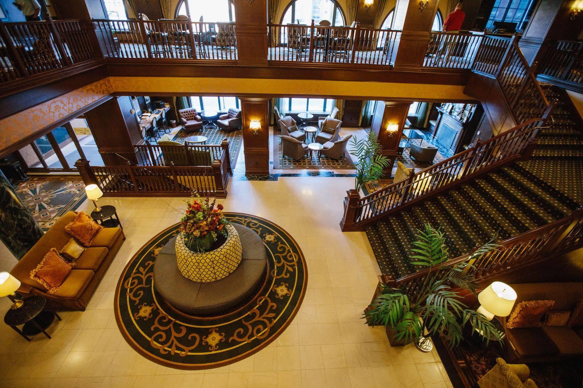 Hotel Julien Дабек Экстерьер фото